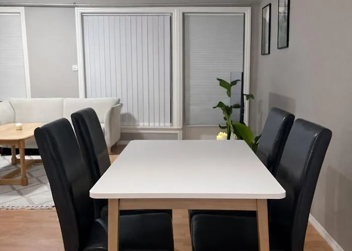 Cozy 2-bedroom Apartment, 5 Min From The Zoo - Towels & Bed Linen Included Apartamento